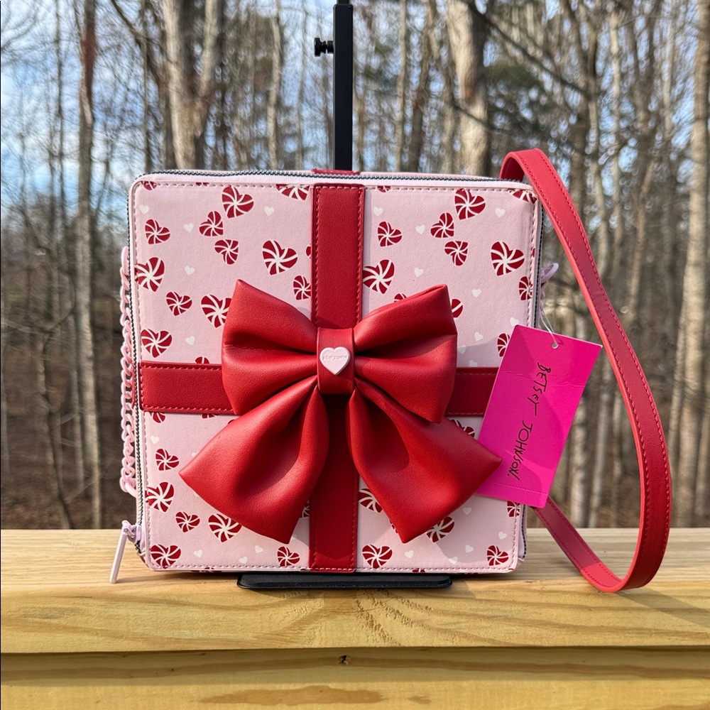 Reposhing this sweet Betsey Johnson Pink and Red Gift Bow Crossbody Clutch